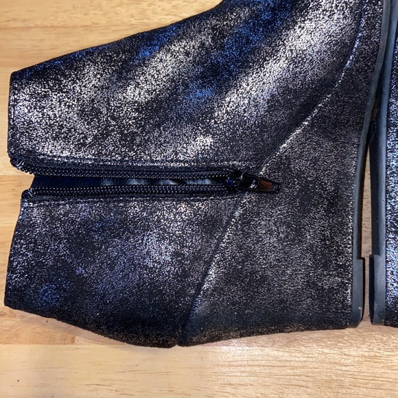 NWOT Rampage Julee Desert Wedge Booties Black/Silver - Picture 3 of 9